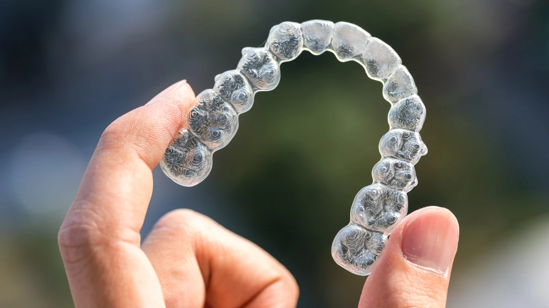 Invisalign Tracking.png